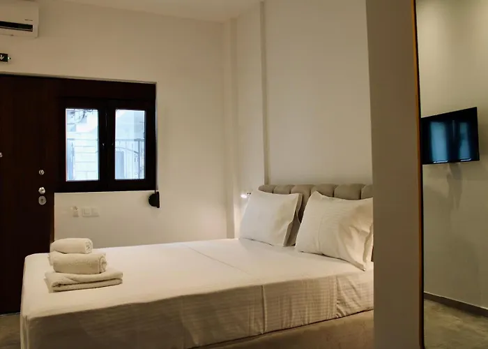 Cicones Boutique * Skiathos