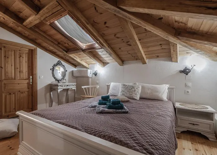 Cicones Boutique Città di Skiathos