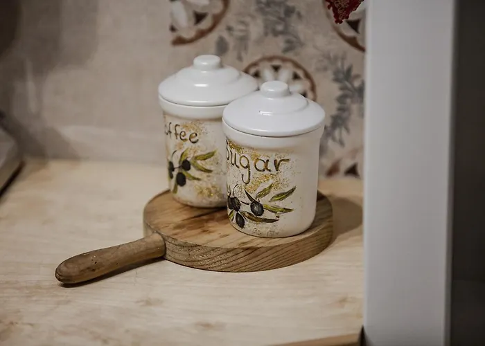 Cicones Boutique * Città di Skiathos