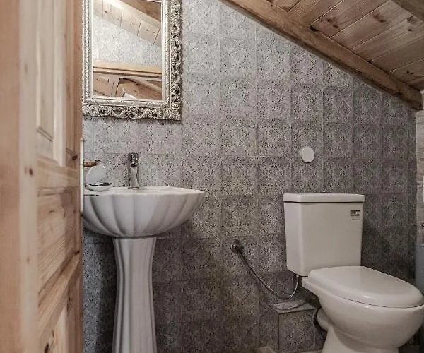 Cicones Boutique Città di Skiathos