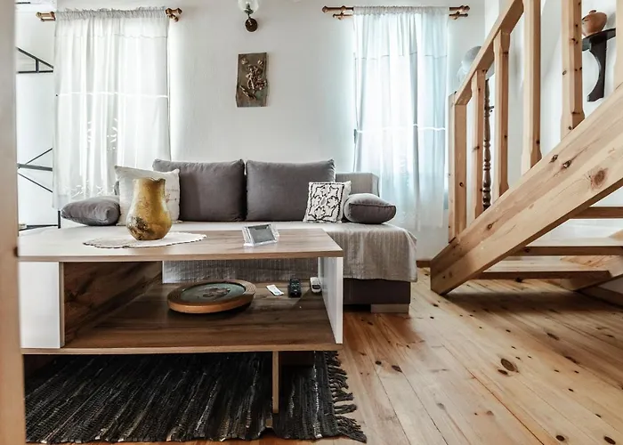 Cicones Boutique * Città di Skiathos