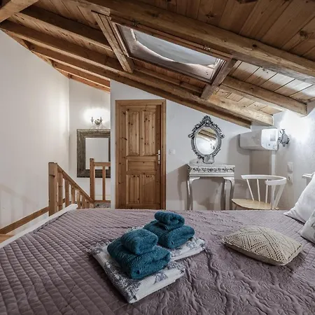 Nyaraló Cicones Boutique Szkiáthosz