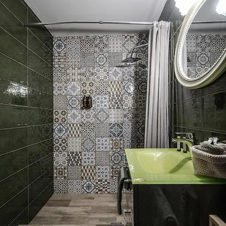 Cicones Boutique Szkiáthosz